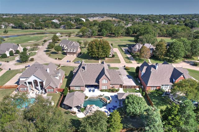 212 Ashton Drive, Broken Arrow, OK 74014