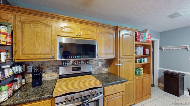 509 Breckinridge Lane, Prattville, AL 36066