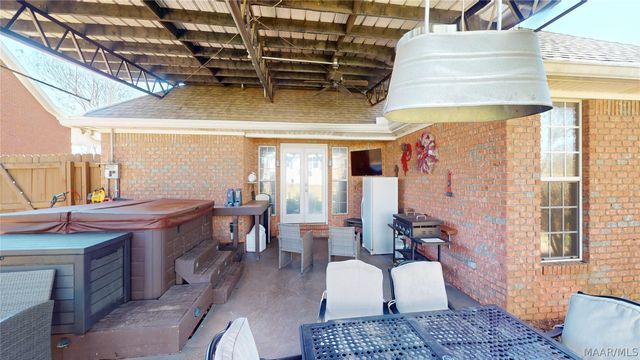 509 Breckinridge Lane, Prattville, AL 36066