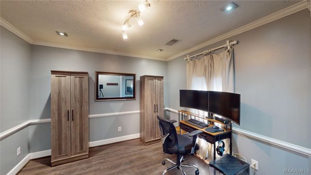 509 Breckinridge Lane, Prattville, AL 36066