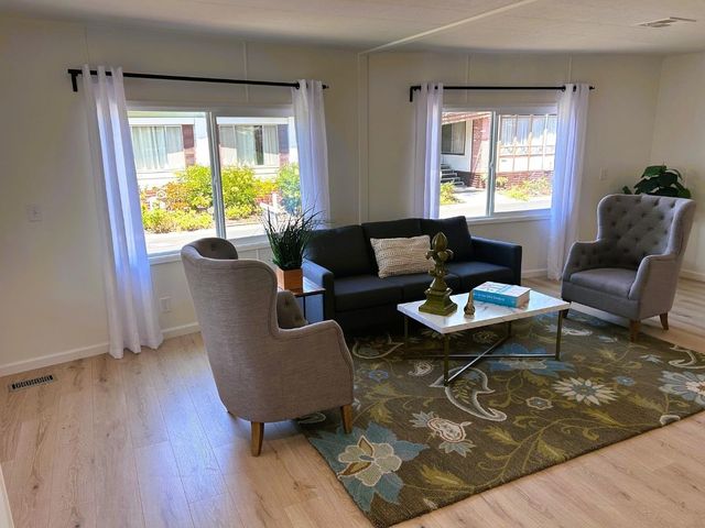29496 Providence 99, Hayward, CA 94544