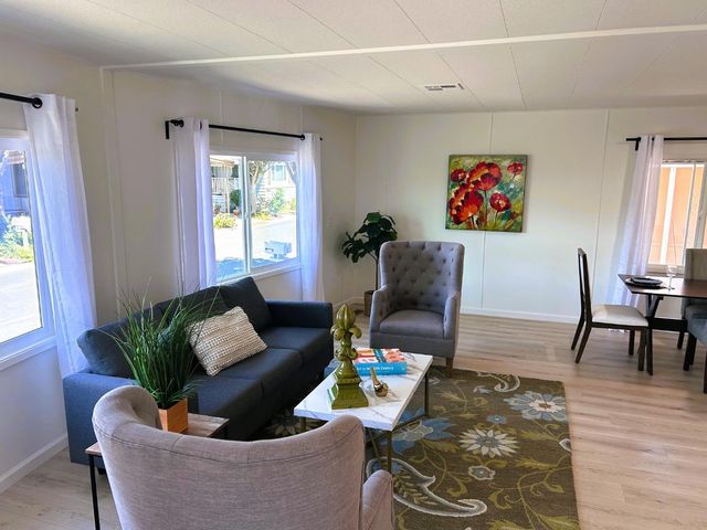 29496 Providence 99, Hayward, CA 94544