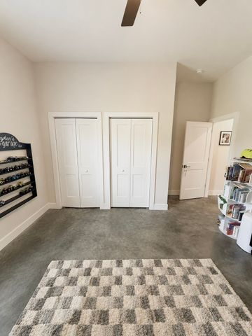 1785 Mosley Ferry Rd, Chapmansboro, TN 37035