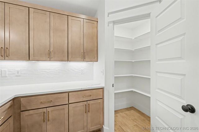 2073 E 130th Street S, Jenks, OK 74037