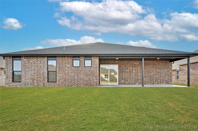 2073 E 130th Street S, Jenks, OK 74037