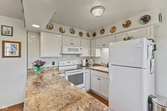 9145 E Prospect Street, Indianapolis, IN 46239