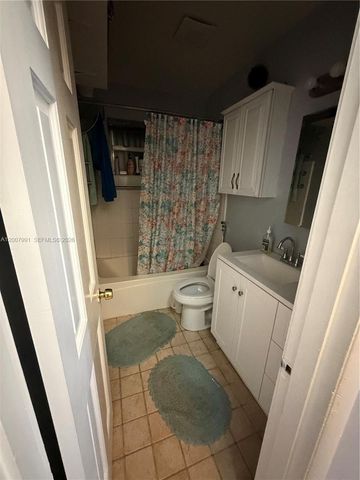 1160 NW 77th Way 1160, Pembroke Pines, FL 33024