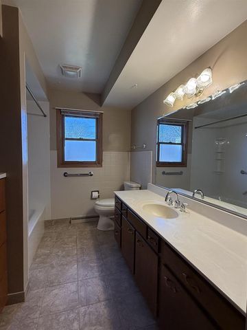136 NORTH STREET, North Fond Du Lac, WI 54937
