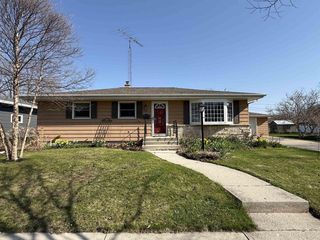 136 NORTH STREET, North Fond Du Lac, WI 54937