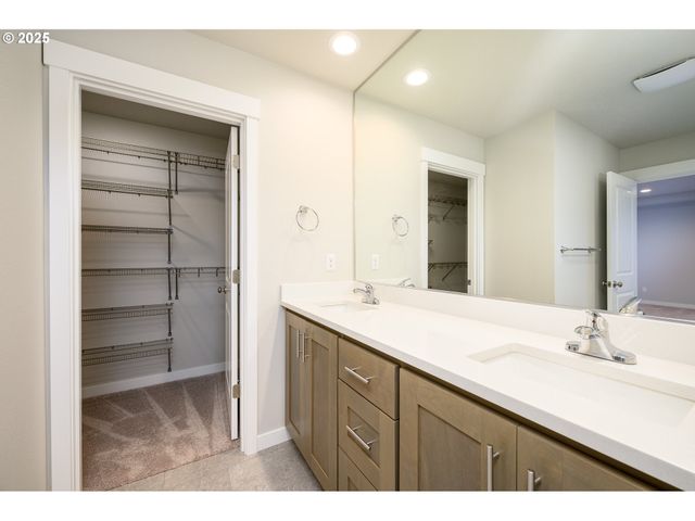 17344 Sw ATFALATI Ln, Sherwood, OR 97140