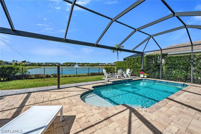 3634 Canopy CIR, Naples, FL 34120
