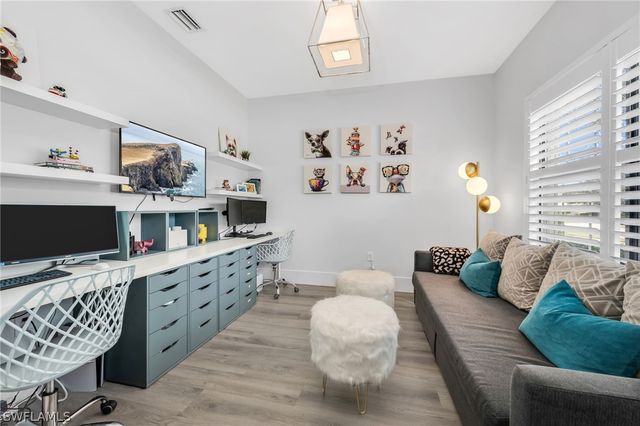 3634 Canopy CIR, Naples, FL 34120