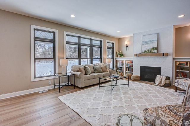 5201 Kandefer's Trail, Clarence, NY 14221