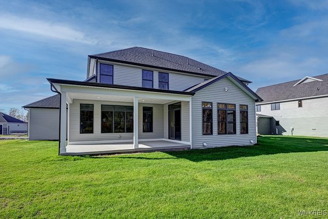 5201 Kandefer's Trail, Clarence, NY 14221