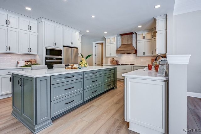 5201 Kandefer's Trail, Clarence, NY 14221