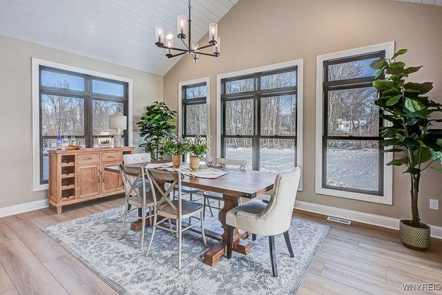 5201 Kandefer's Trail, Clarence, NY 14221