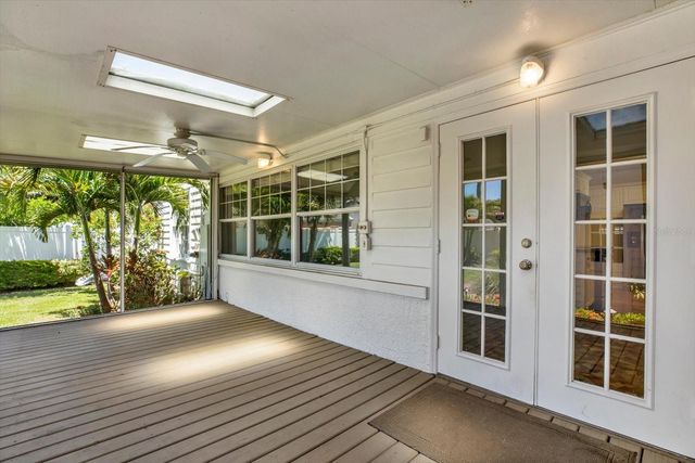 156 21ST AVENUE NE, St Petersburg, FL 33704