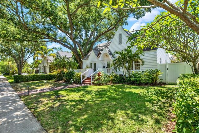 156 21ST AVENUE NE, St Petersburg, FL 33704