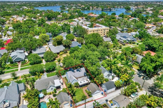 156 21ST AVENUE NE, St Petersburg, FL 33704