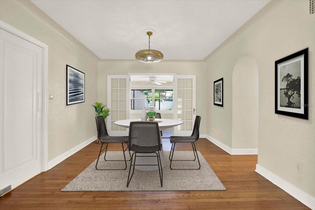 156 21ST AVENUE NE, St Petersburg, FL 33704