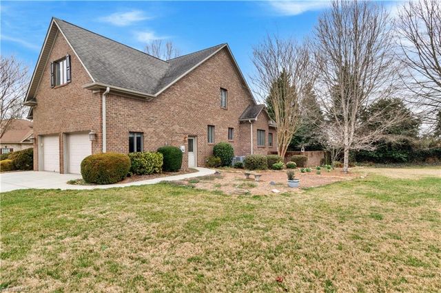 157 Cedar Lane, Bermuda Run, NC 27006