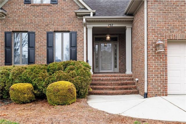 157 Cedar Lane, Bermuda Run, NC 27006