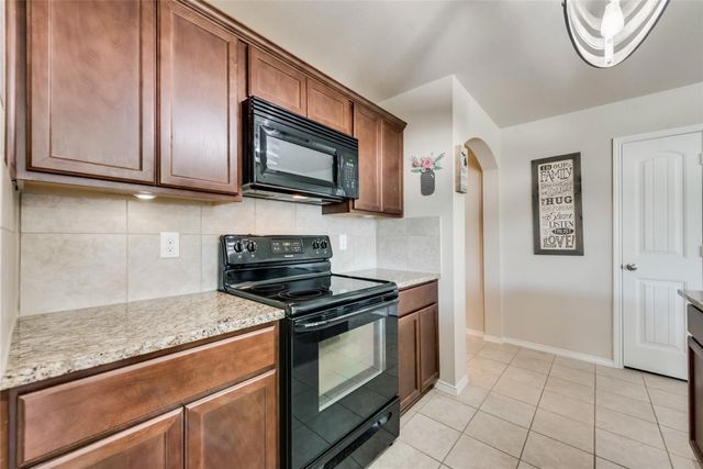 2806 Balleywood Drive, Seagoville, TX 75159