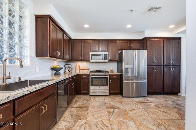 17850 N 68TH Street 2183, Phoenix, AZ 85054