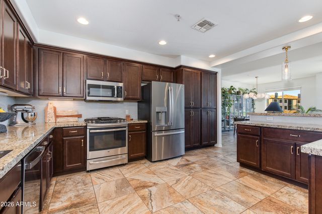 17850 N 68TH Street 2183, Phoenix, AZ 85054