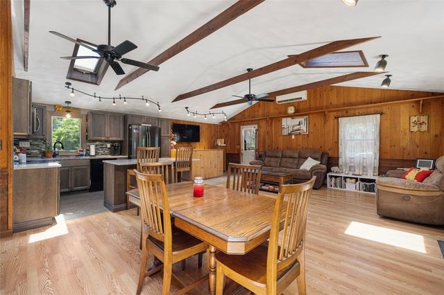 456 Rockland Road, Scituate, RI 02857