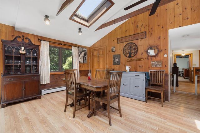 456 Rockland Road, Scituate, RI 02857