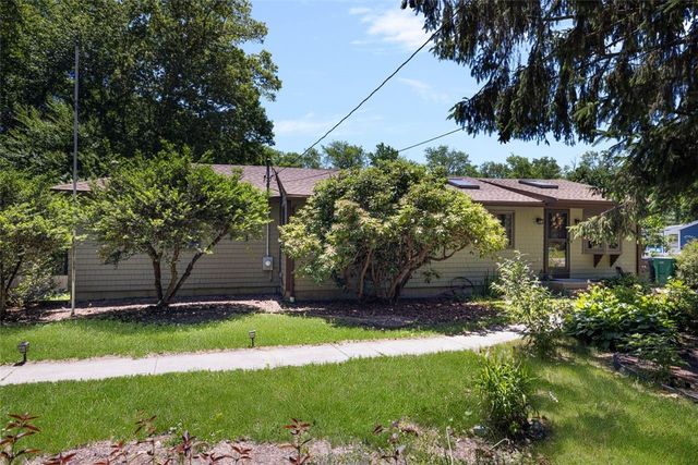 456 Rockland Road, Scituate, RI 02857