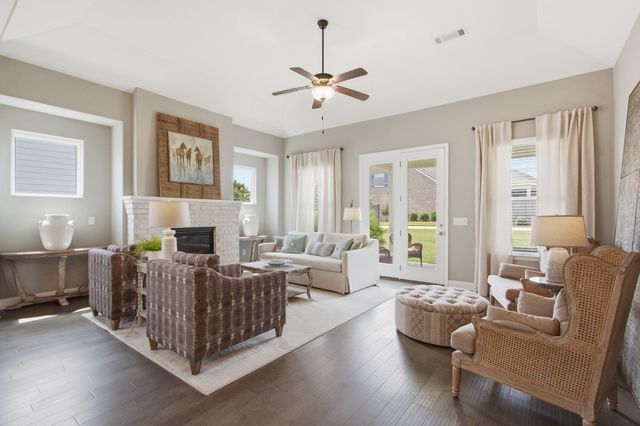 304 Eastwood Ln, Spring Hill, TN 37174