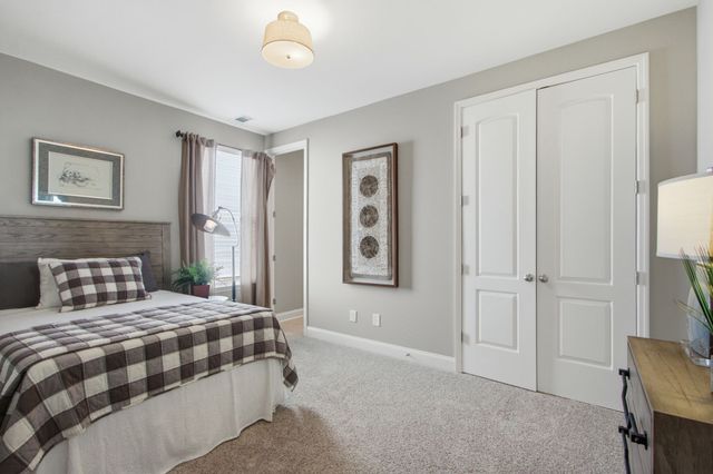 304 Eastwood Ln, Spring Hill, TN 37174