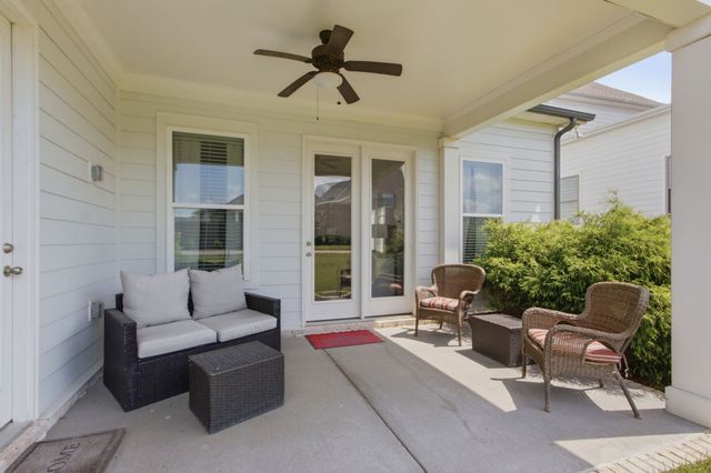 304 Eastwood Ln, Spring Hill, TN 37174