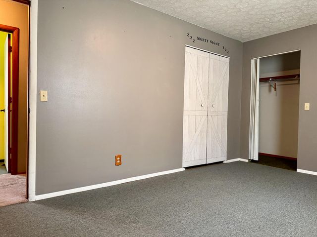 402 E Saint Louis Street, Knox, IN 46534