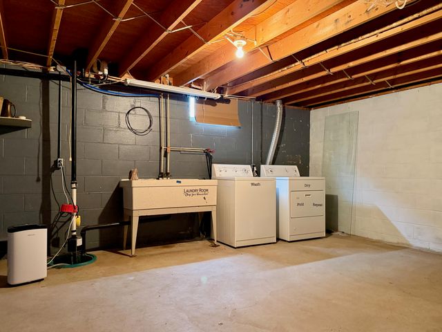 402 E Saint Louis Street, Knox, IN 46534