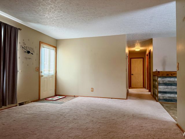 402 E Saint Louis Street, Knox, IN 46534