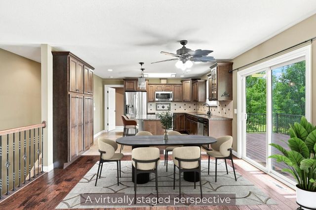 2010 SURREY CT, Columbia, MO 65203