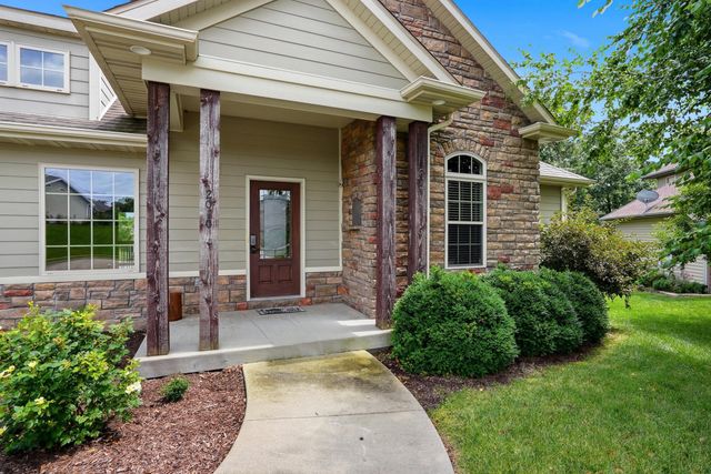 2010 SURREY CT, Columbia, MO 65203