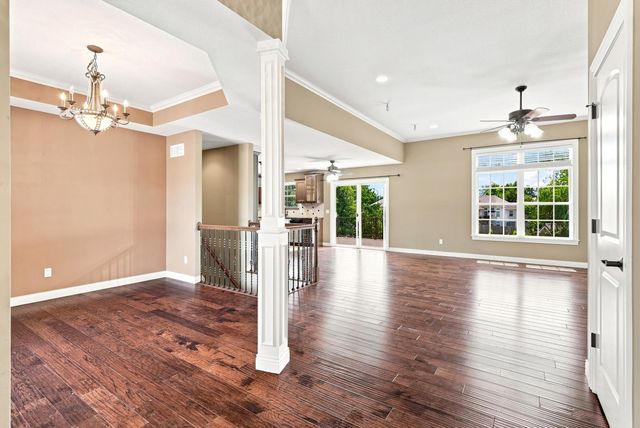 2010 SURREY CT, Columbia, MO 65203