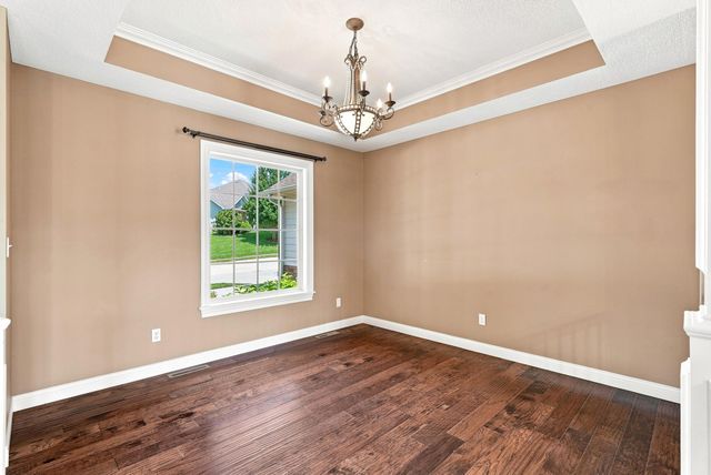 2010 SURREY CT, Columbia, MO 65203
