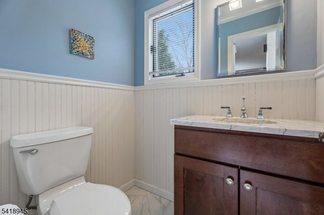 9 Klara Ct, Madison Boro, NJ 07940