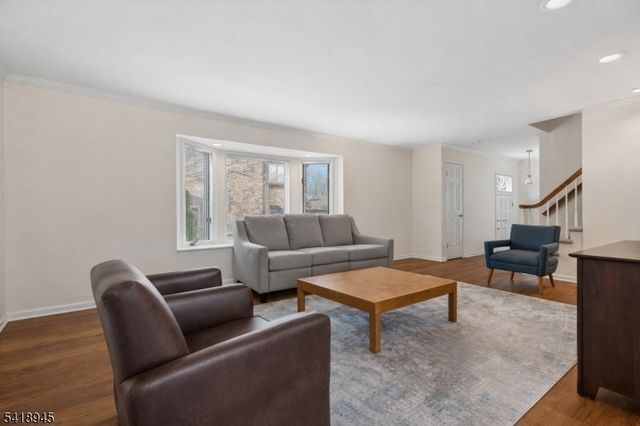 9 Klara Ct, Madison Boro, NJ 07940