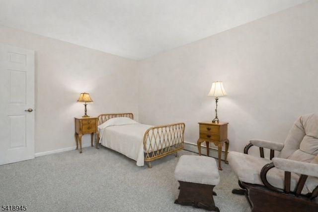 9 Klara Ct, Madison Boro, NJ 07940