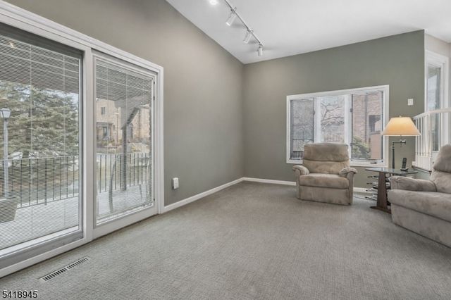 9 Klara Ct, Madison Boro, NJ 07940