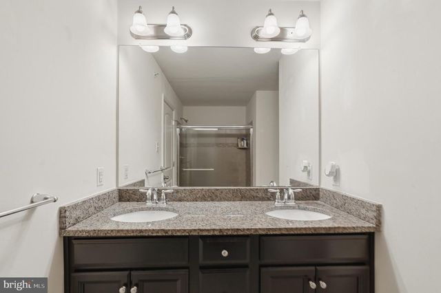 141 GRAYSTONE DR, Feasterville Trevose, PA 19053