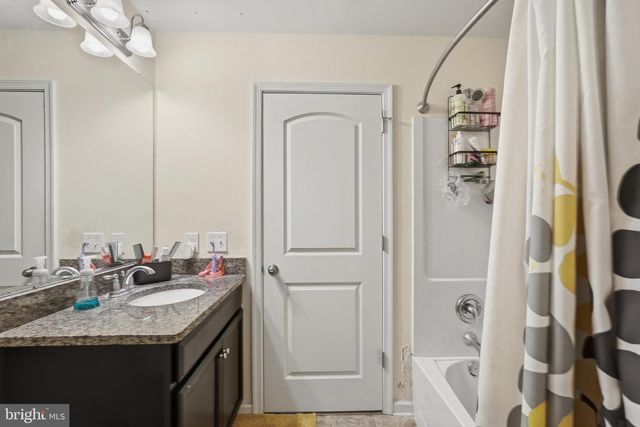 141 GRAYSTONE DR, Feasterville Trevose, PA 19053