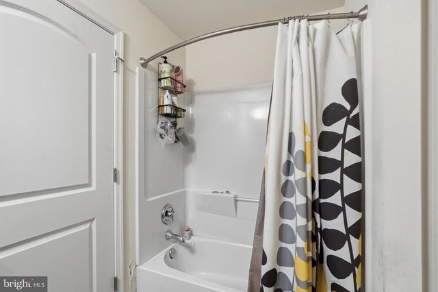 141 GRAYSTONE DR, Feasterville Trevose, PA 19053