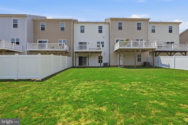 141 GRAYSTONE DR, Feasterville Trevose, PA 19053